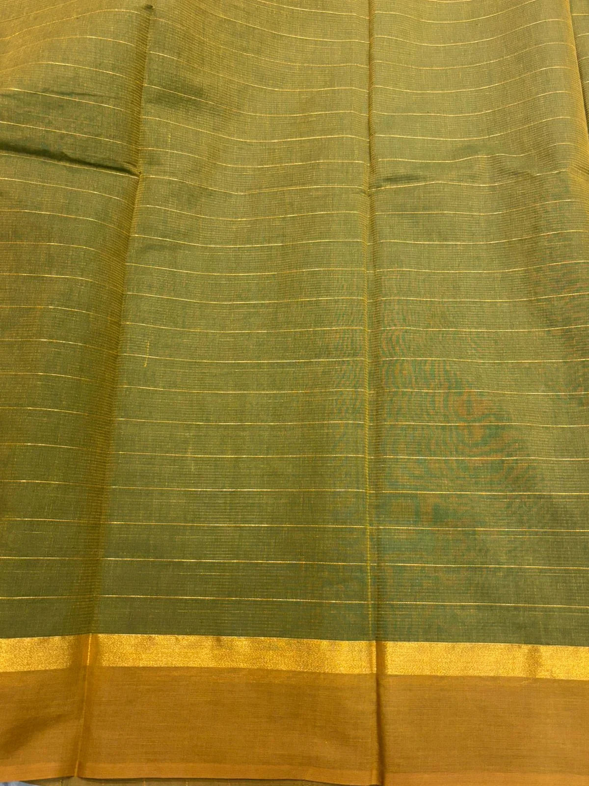 MANGALAGIRI COTTONS BODY GREEN CHECKS DESIGNER BORDER ZARI PALLU AND BLOUSE RUNNING - pochampallysarees.com