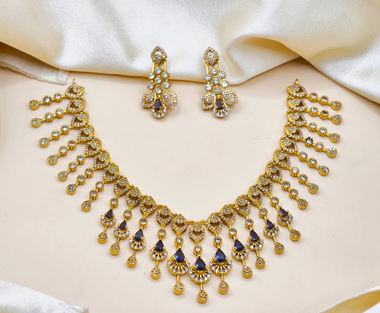 Neckset