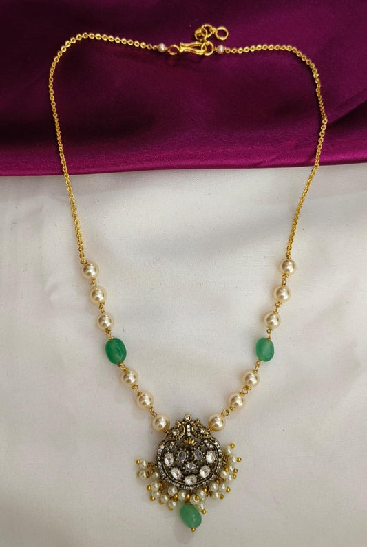 Mozonite locker with Swarovski