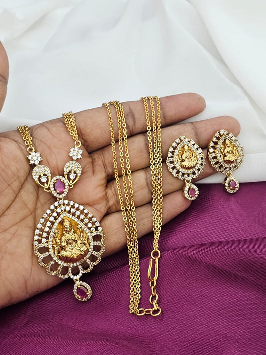 Chandraharam with pendent and eartops green