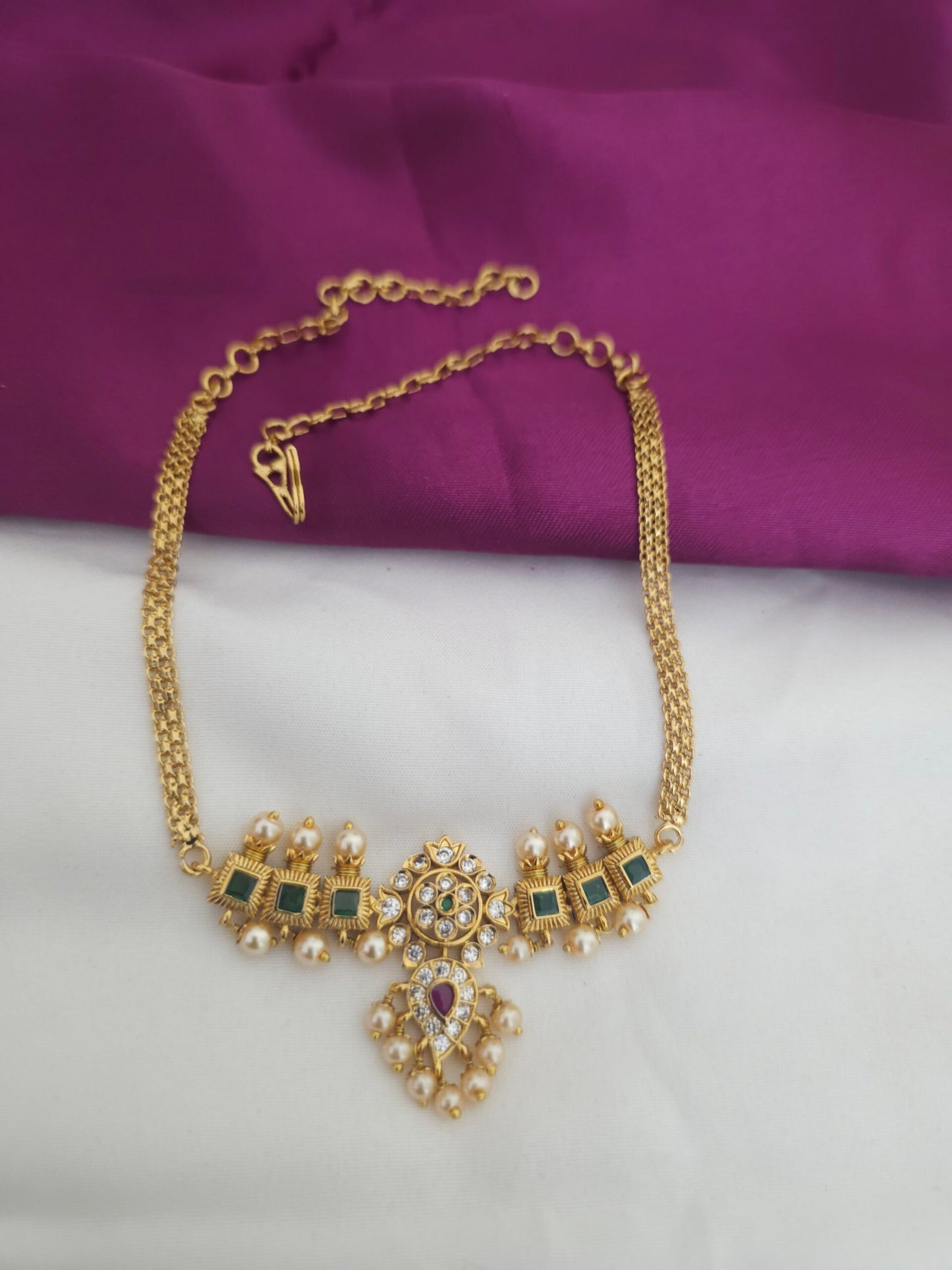 Mini choker