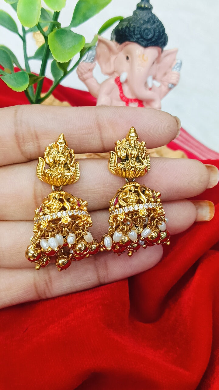 Kundan Buttas With Laxmi Devi