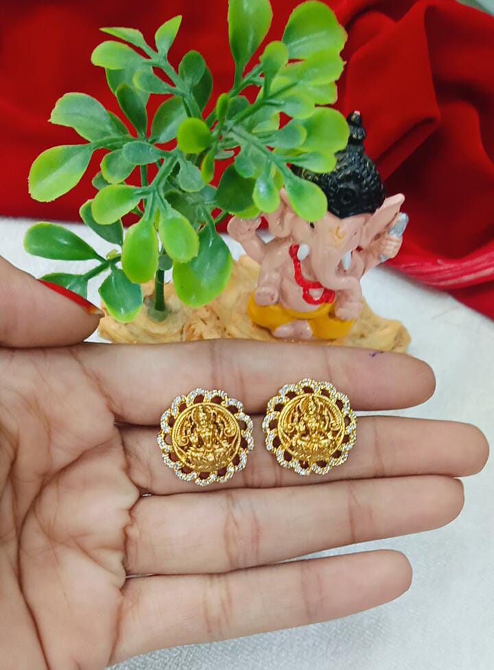 Laxmi Studs