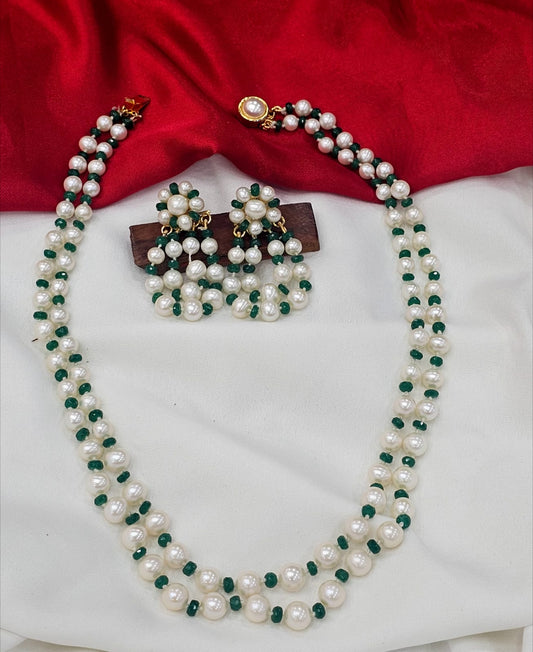 Original pearls and emeralds hand made Mala just 4500