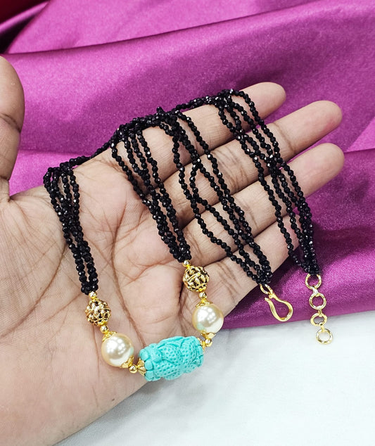 Black beads just 450