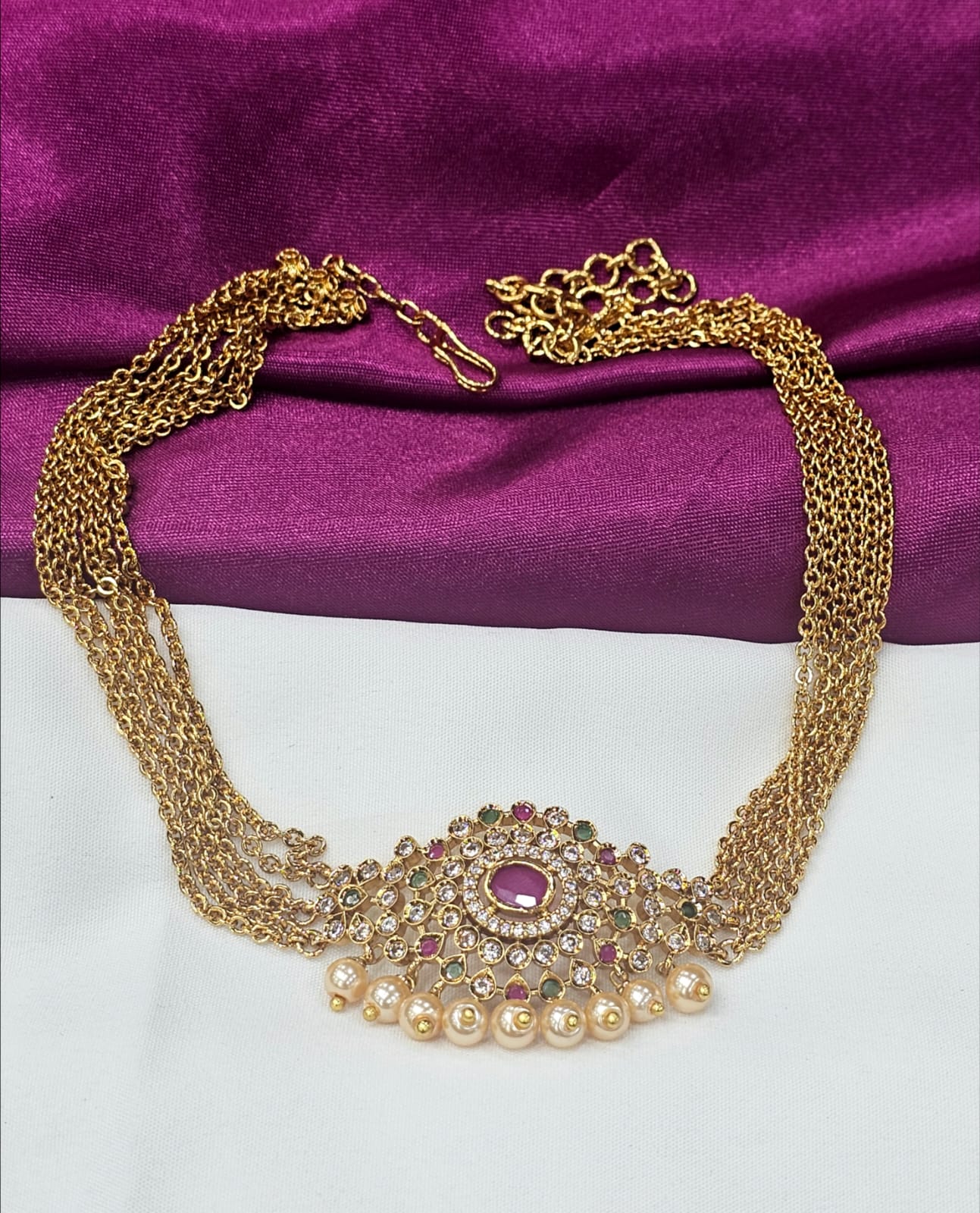 Choker just 599