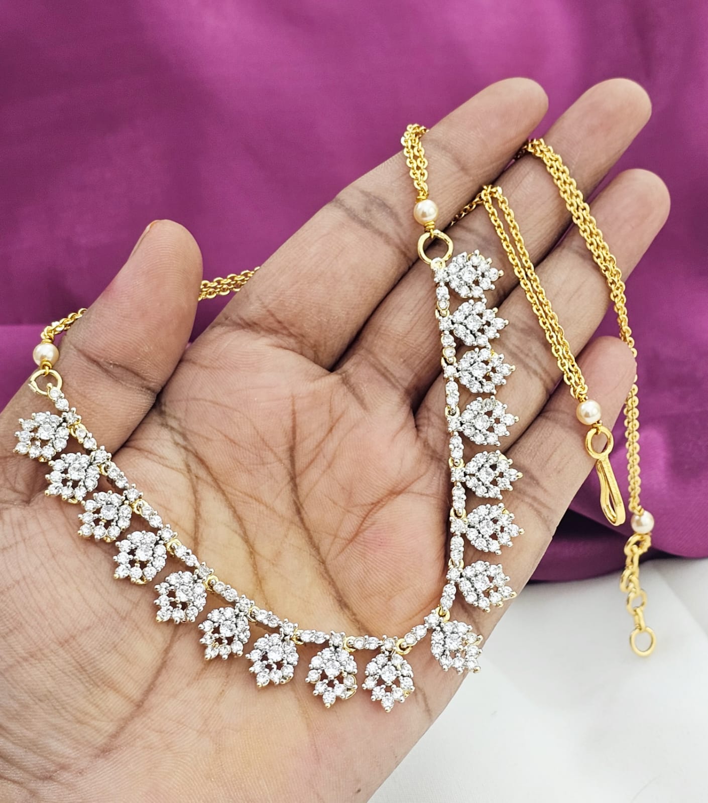 Dimond Replica neck set just 750