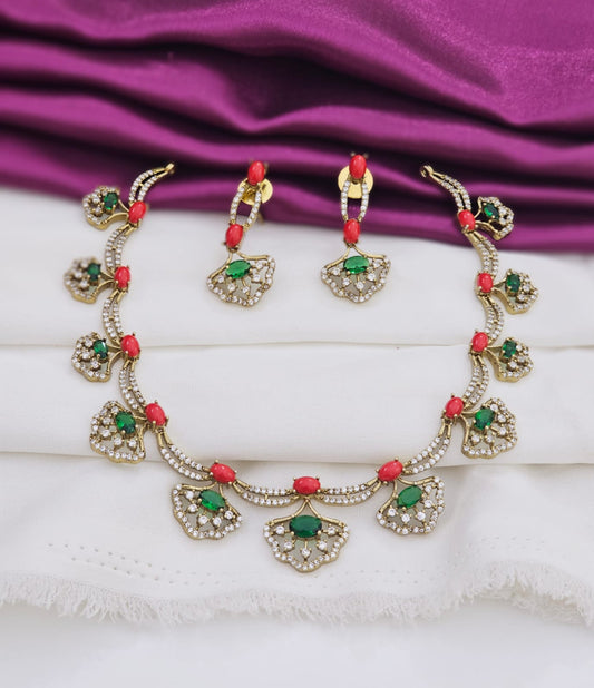 Victorian neck set just 750