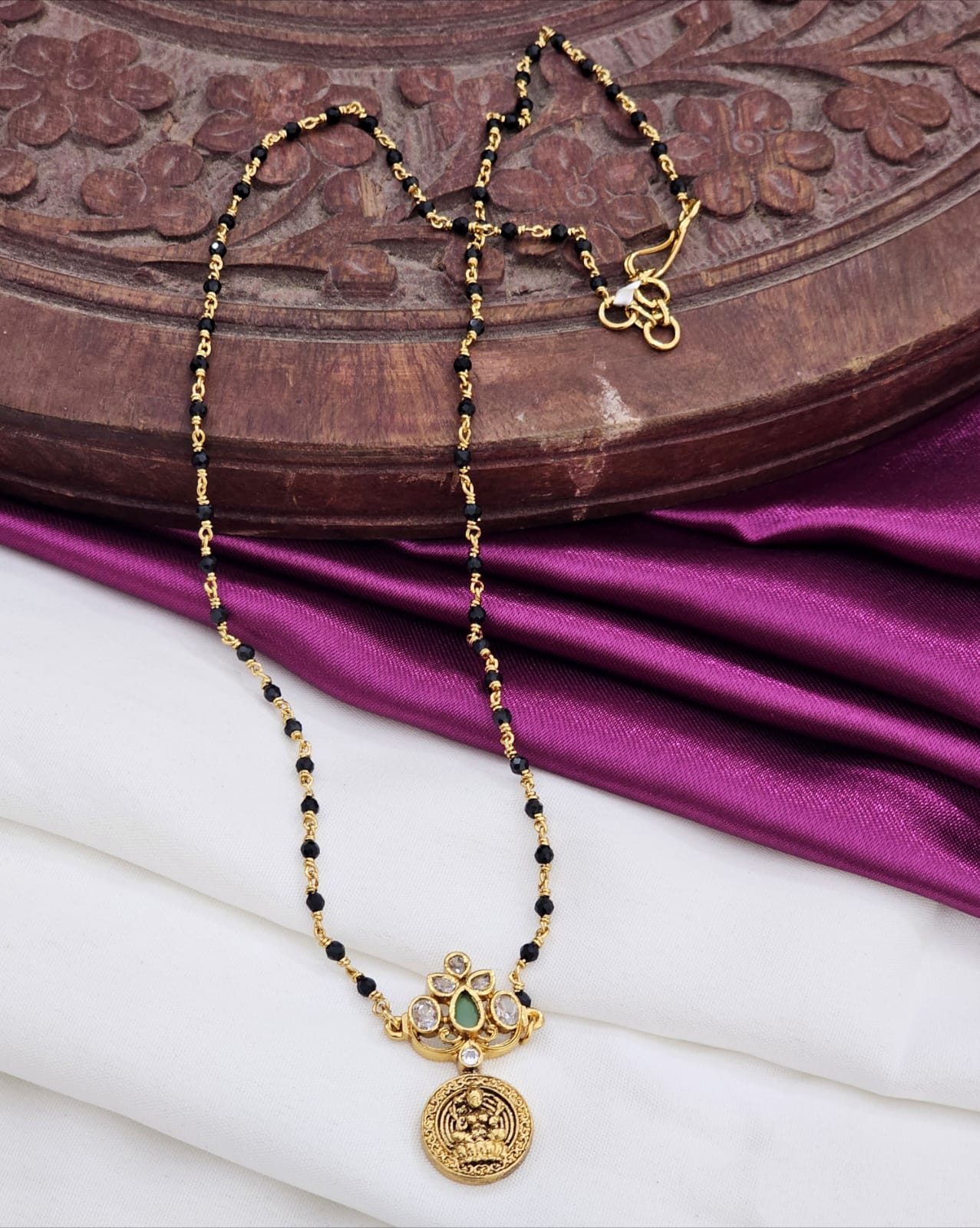 black beads just 350