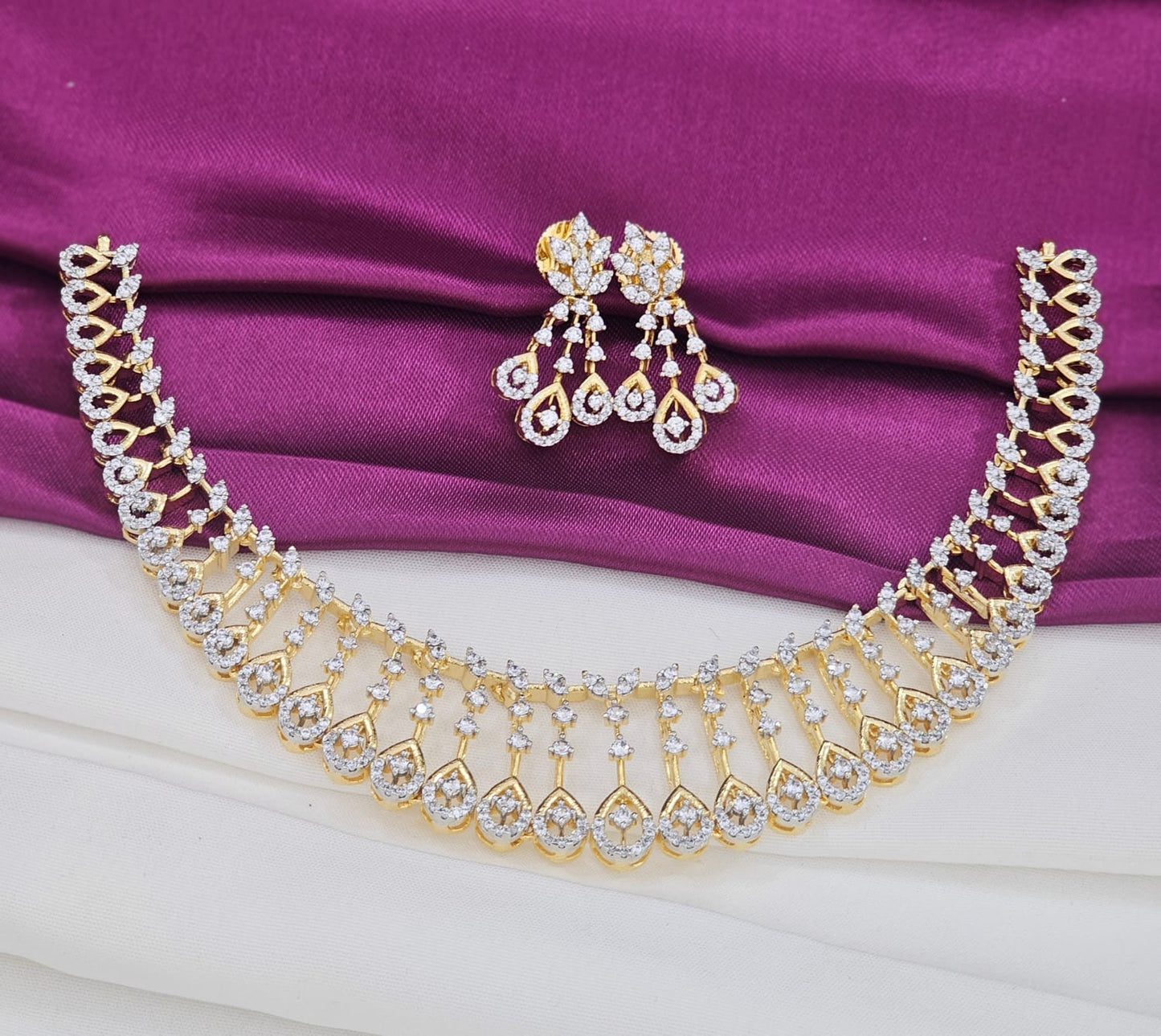 Dimond replica neck set gj just 1499