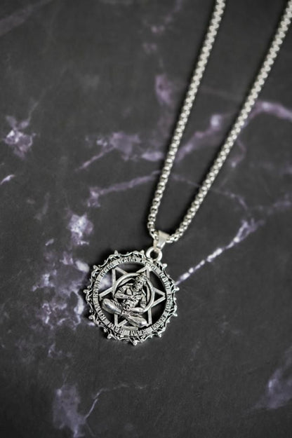 Shree Yantra with Hanuman Raksha Pendant with Chain