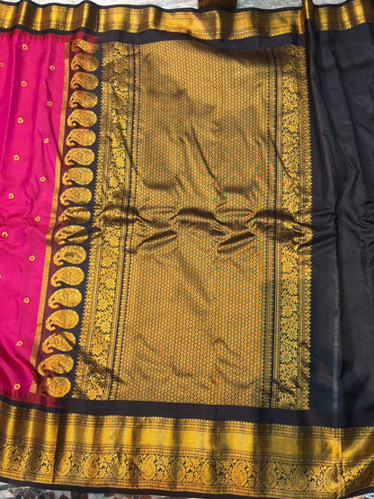 Authentic Pure Gadwal Silk Saree - Radiant Pink with Black & Gold Zari Border | Traditional Wedding & Festive Wear - pochampallysarees.com