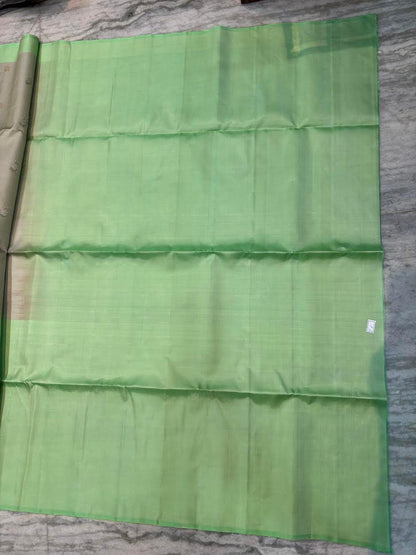 Women's Elegant Grey & Mint Green Soft Silk Saree | Gold Zari Temple Border & Diamond Pallu | Traditional South Indian Festive Wear | With Tassels - pochampallysarees.com