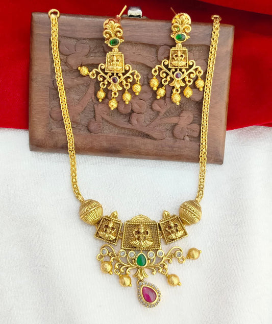 Nakshi neck set just 950