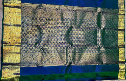 Authentic Pure Kanchipuram Pattu Saree in Royal Blue & Green | Silk Mark Certified - pochampallysarees.com