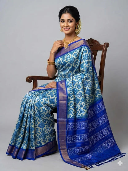 Pure Pochampally Ikkat Patola Silk Saree – Royal Blue & Cream | Handloom Double Ikat Pattern | Traditional Wedding Wear - pochampallysarees.com