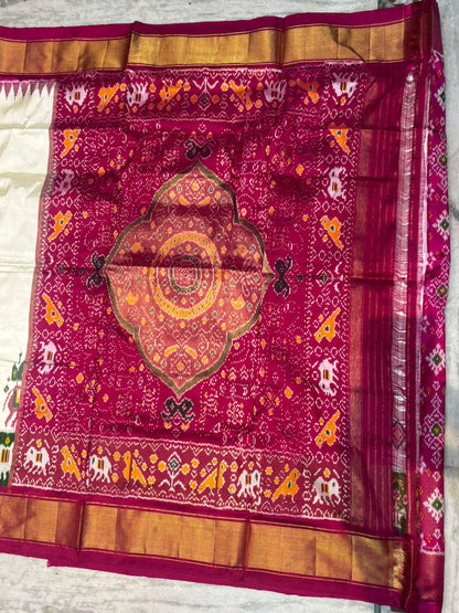 Pure Handloom Ikkat Silk Saree in Cream & Magenta | Traditional Pochampally Silk with Elephant Motifs, Temple Zari Border & Designer Pallu | Wedding & Festive Wear - pochampallysarees.com