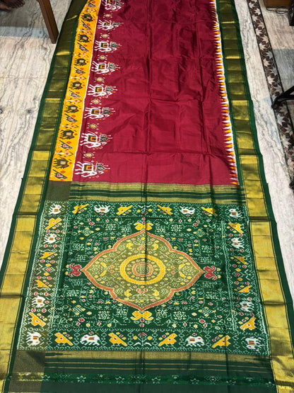 Pure Pochampally Ikkat Silk Saree in Maroon & Green with Intricate Elephant Motifs and Zari Border - pochampallysarees.com