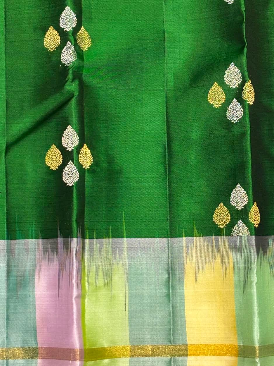 Kanchi Soft Silk Saree Green | Gold & Silver Buttas, Multi-Color Pastel Border & Rich Pink Zari Pallu | Festive Wear - pochampallysarees.com