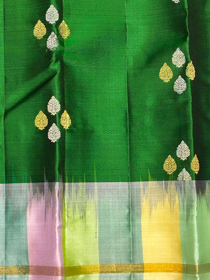 Kanchi Soft Silk Saree Green | Gold & Silver Buttas, Multi-Color Pastel Border & Rich Pink Zari Pallu | Festive Wear - pochampallysarees.com