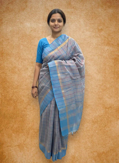 MANGALAGIRI COTTONS BODY GRAY BLUE CHECKS DESIGNER BORDER ZARI PALLU AND BLOUSE RUNNING - pochampallysarees.com