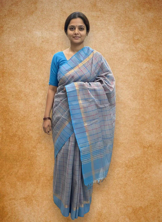 MANGALAGIRI COTTONS BODY GRAY BLUE CHECKS DESIGNER BORDER ZARI PALLU AND BLOUSE RUNNING - pochampallysarees.com