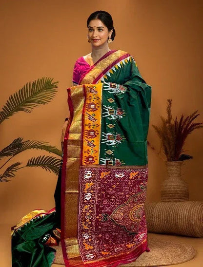 POCHAMPALLY IKKAT SILK PATOLA MIDDLE GREEN BORDER AND PALLU RED ZARI BORDER RICH PALLU SAREE - pochampallysarees.com