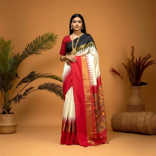 POCHAMPALLY IKKAT SILK MIDDLE CREAM ONE GANGA JAMUNA KANCHI BORDER RED AND ONE BORDER BLACK PALLU RED AND BLOUSE SAME AS IKKAT DESIGN - pochampallysarees.com