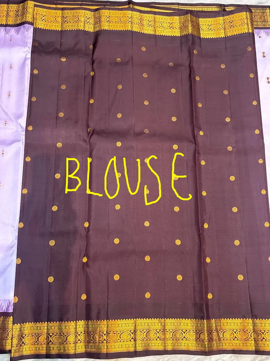 Pure Gadwal Silk Saree in Lavender & Deep Purple with Rich Gold Zari Brocade Pallu | Traditional Handloom Pattu Saree for Weddings & Festivals - pochampallysarees.com