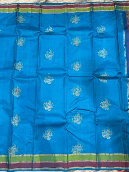 Sky Blue Soft Kubera Silk Saree with Silver Zari Floral Motifs & Rich Contrast Pallu | Traditional Festive & Wedding Wear Saree for Women with Blouse Piece - pochampallysarees.com