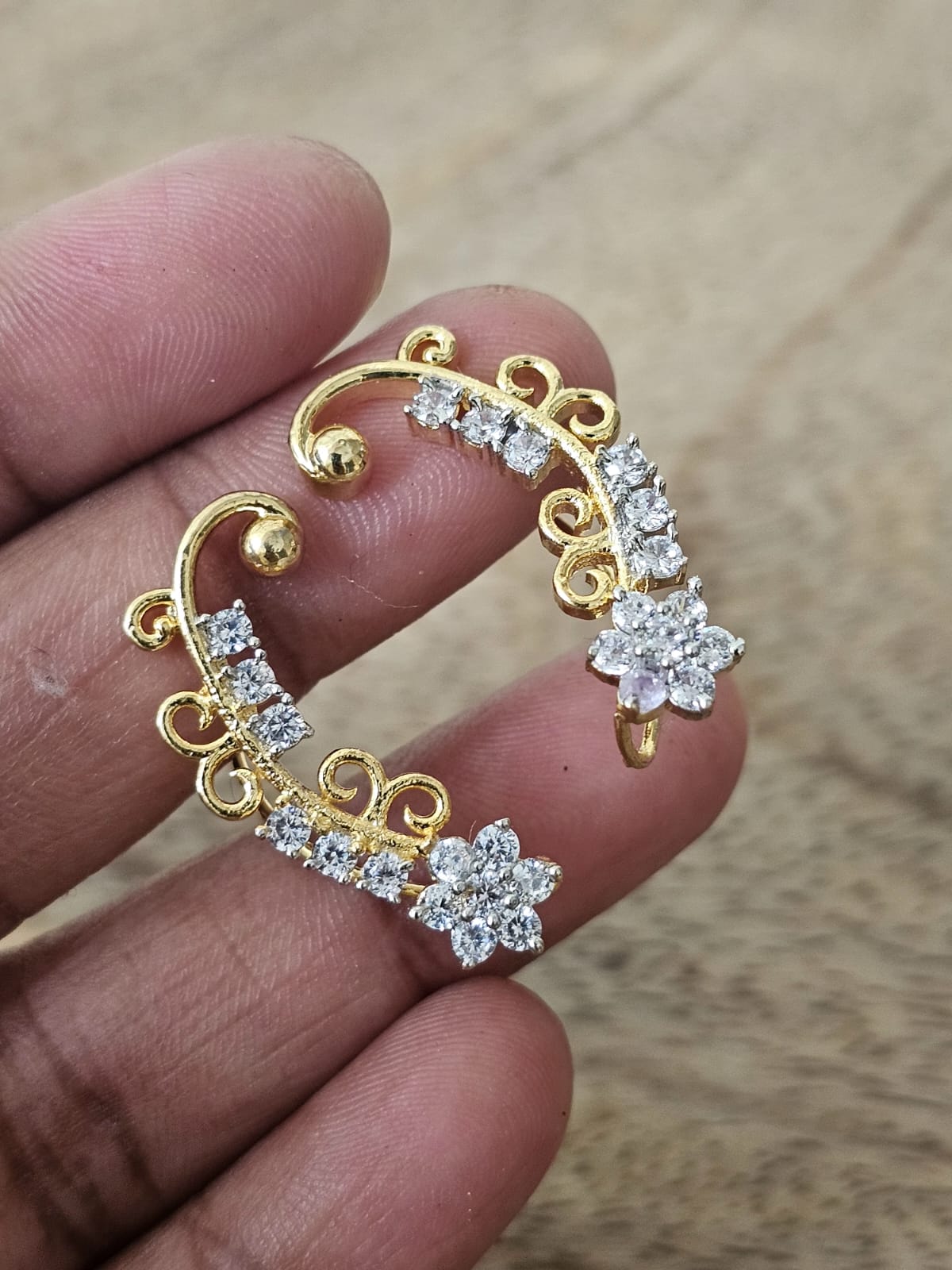 Earcuffs diamond finishing just 350