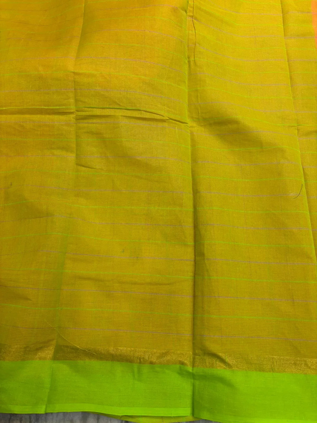 MANGALAGIRI COTTONS BODY YELLOW CHECKS DESIGNER BORDER ZARI PALLU AND BLOUSE RUNNING - pochampallysarees.com