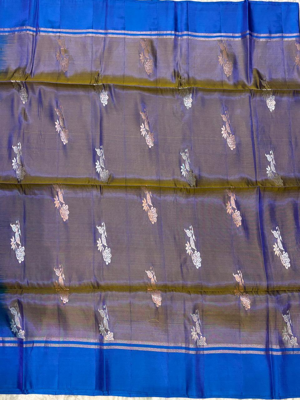 Elegant Dual-Tone Pure Soft Silk Saree with Ananda Blue Border & Blouse | Buy Online - pochampallysarees.com