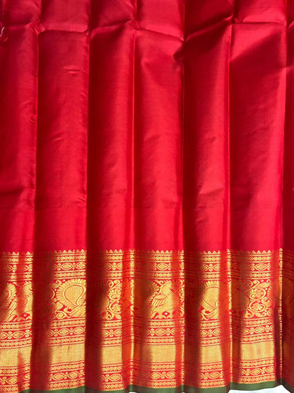 GADWAL SILK SARI PARROT GREEN - pochampallysarees.com