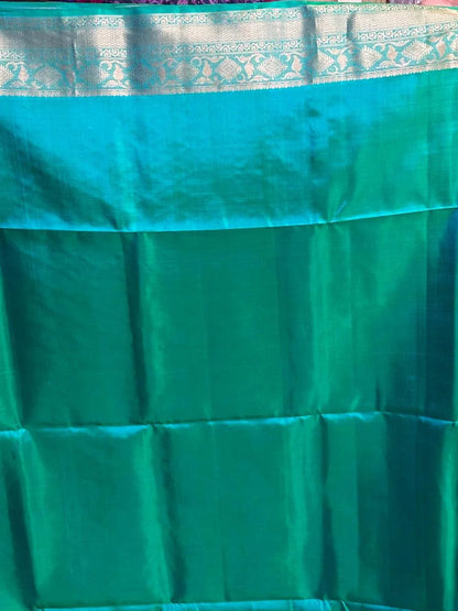 PURE SOFT SILK SAREE PURPLE AND RAMA GREEN WITH ALLOVER IKKAT DESIGN WEAVES IN BORDER AND PALLU KANCHI STYLE - pochampallysarees.com